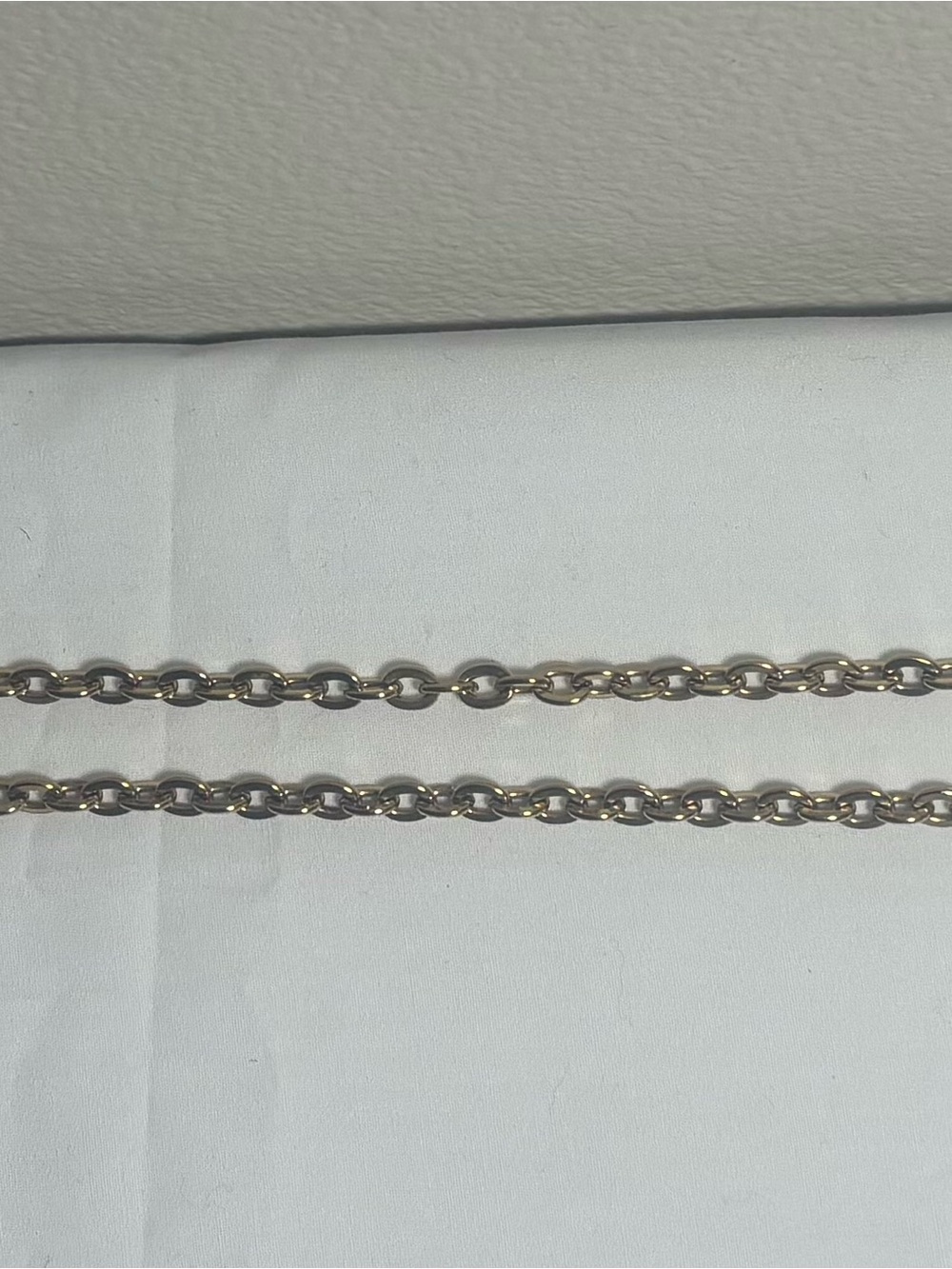 Gold Chain Purse Strap- Authentic has only one clasp! - Picture 5 of 7